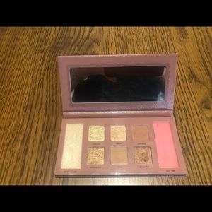 WANDER Eyeshadow Eye Shadow Blush Highlighter FACE Palette in GETAWAY